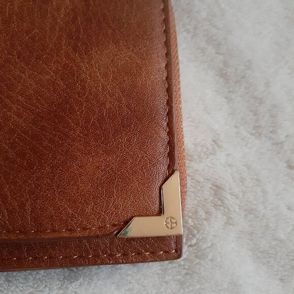 Urban Expressions Brown Vegan Leather Crossbody Wallet Bag - Picture 4 of 15